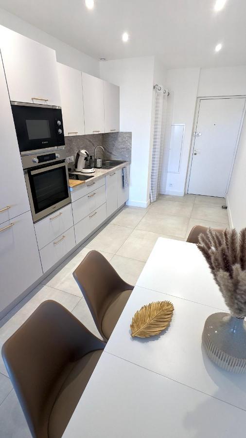 Superb Apartment With Sea View, 200M From Beach San-Martino-di-Lota Exterior photo