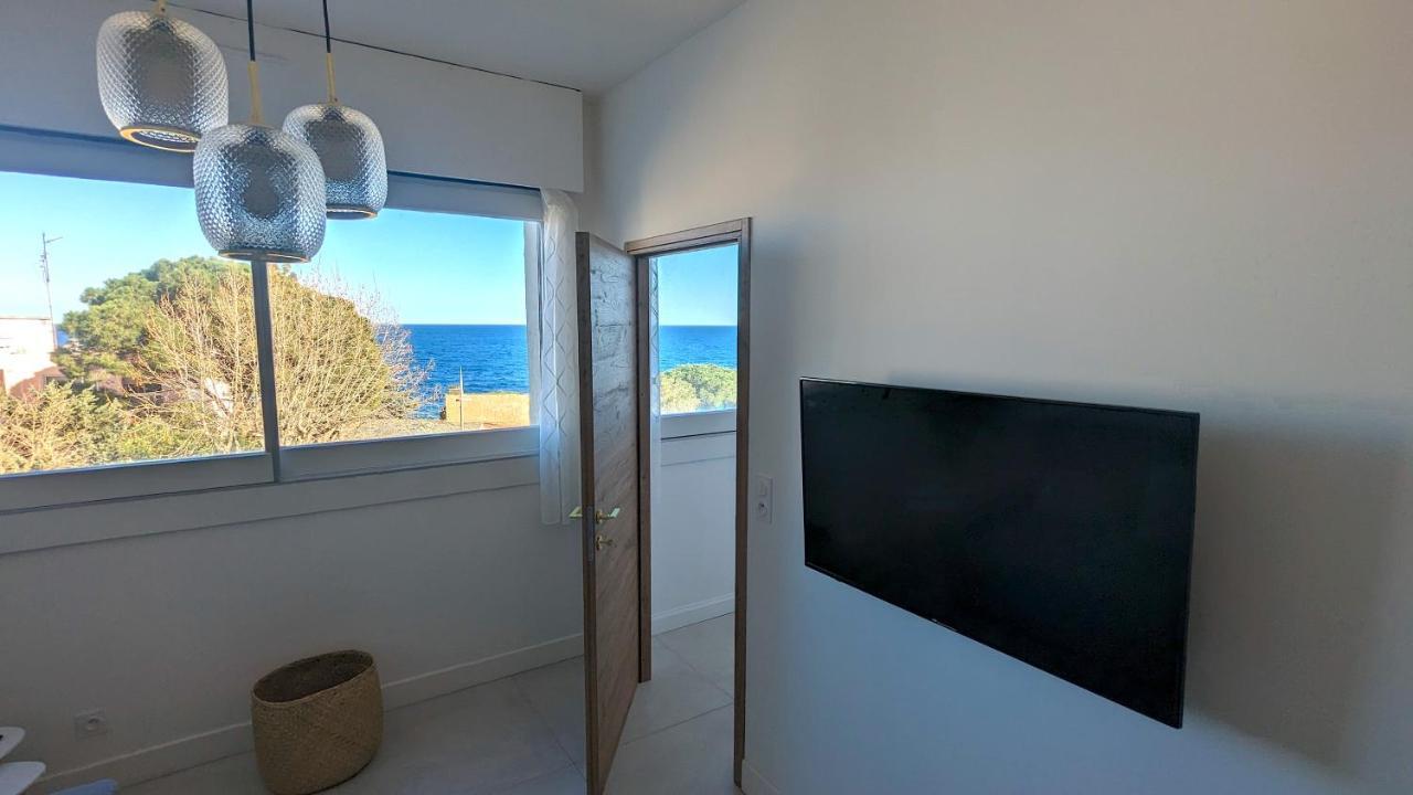 Superb Apartment With Sea View, 200M From Beach San-Martino-di-Lota Exterior photo